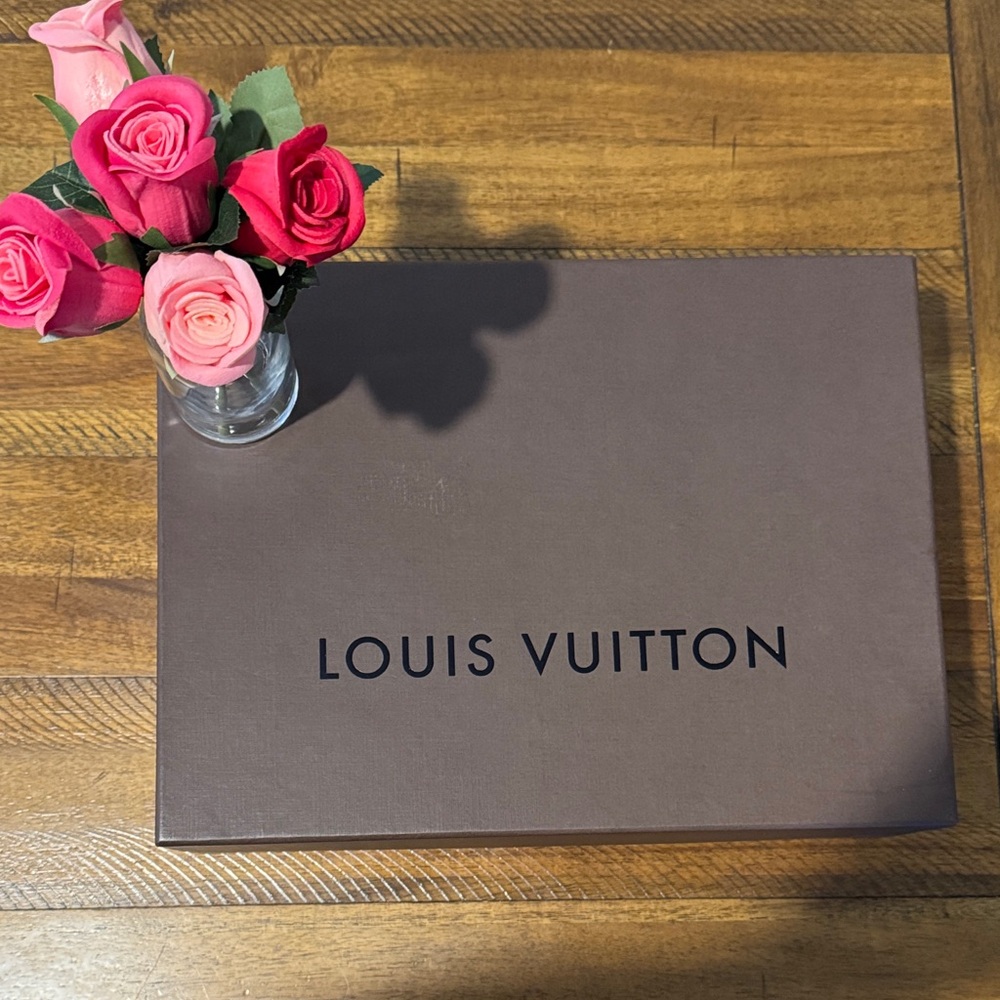 Classic Louis Vuitton Chocolate Brown Accessory Box